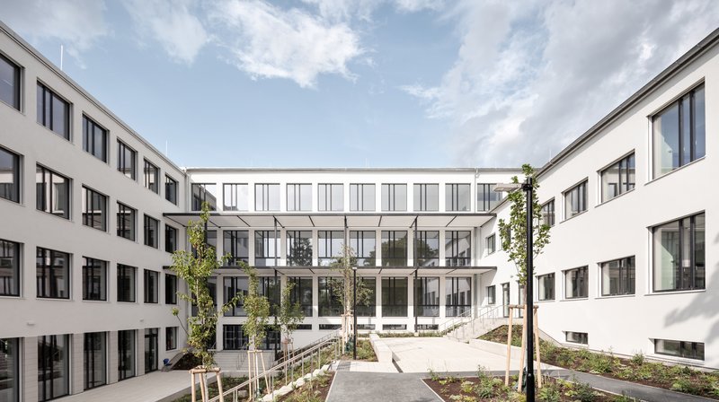 Erweiterung Modernisierung AHS Ettenreichgasse Außen