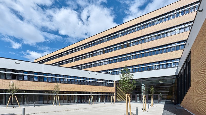 Biologiezentrum St. Marx - Klinkerfassade