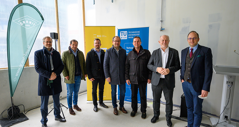 Gleichenfeier TU Wien Neubau BF - Das Projektteam der BIG