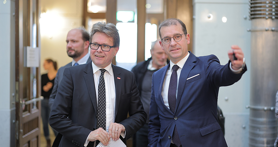 Wissenschaftsminister Polaschek und Hans-Peter Weiss